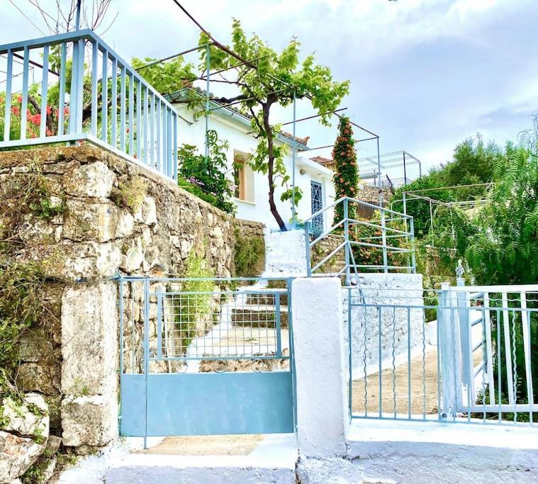 Stylish Vathy Studio With Sea View Buitenkant foto